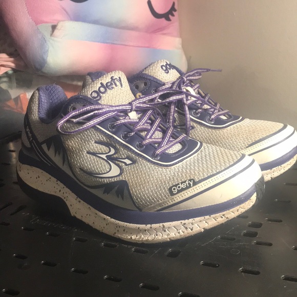 Gravity Defyer Women's G-Defy Mighty Walk Athletic Shoes - Picture 1 of 7